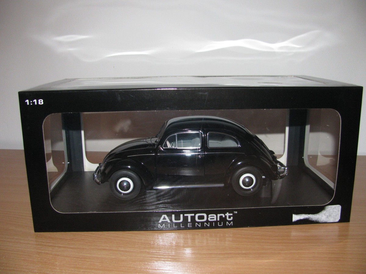 1:18 Autoart VOLKSWAGEN BEETLE 1200 LIMOUSINE (1955) Rare 1:18 Autoart VOLKSWAGEN BEETLE 1200 LIMOUSINE (1955) Rare