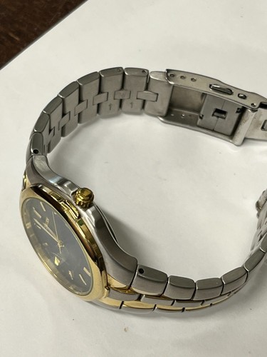 Citizen Eco-Drive Watch Men 35mm Silver/Gold Tone E111-K15699 Tested & Working - Picture 8 of 9