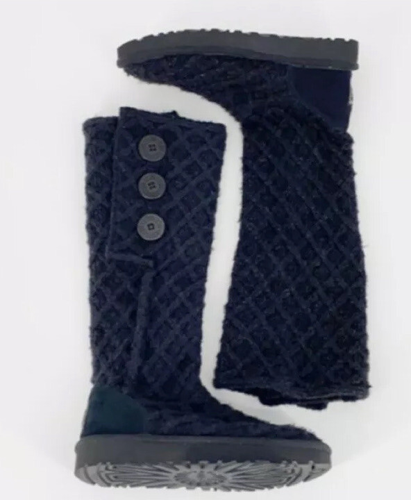 UGG  Australia Lattice Diamond Wool Flat Boots 5