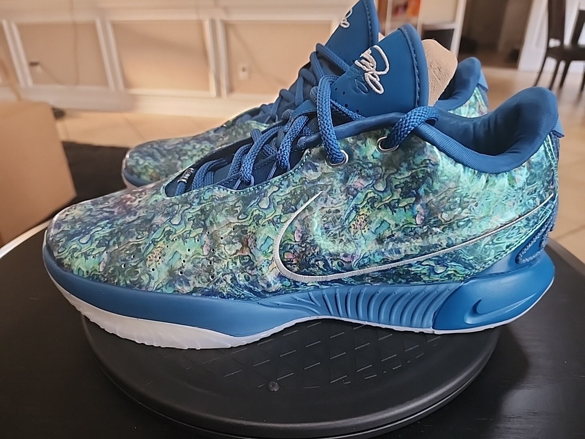 Size 12.5 - Nike LeBron 21 Low Abalone Pearl nike-lebron-21-abalone-release  main image 3