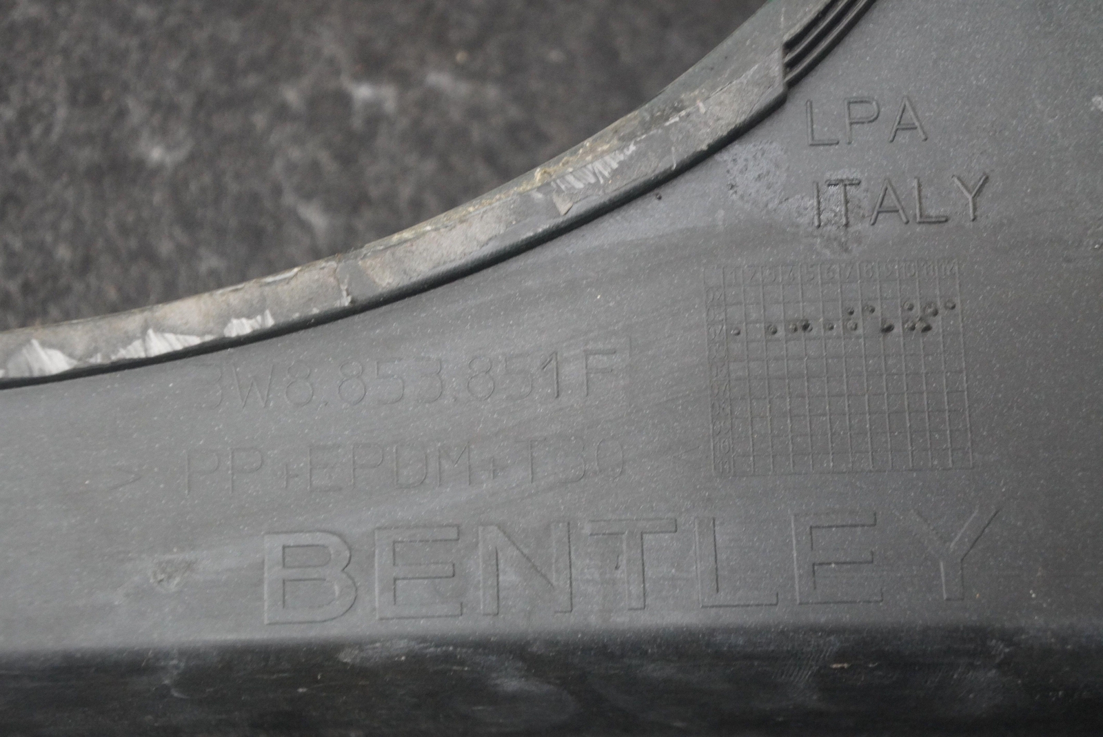 Left Rocker Panel Side Skirt Trim Molding 3W8853851F Bentley Continental GT 2005