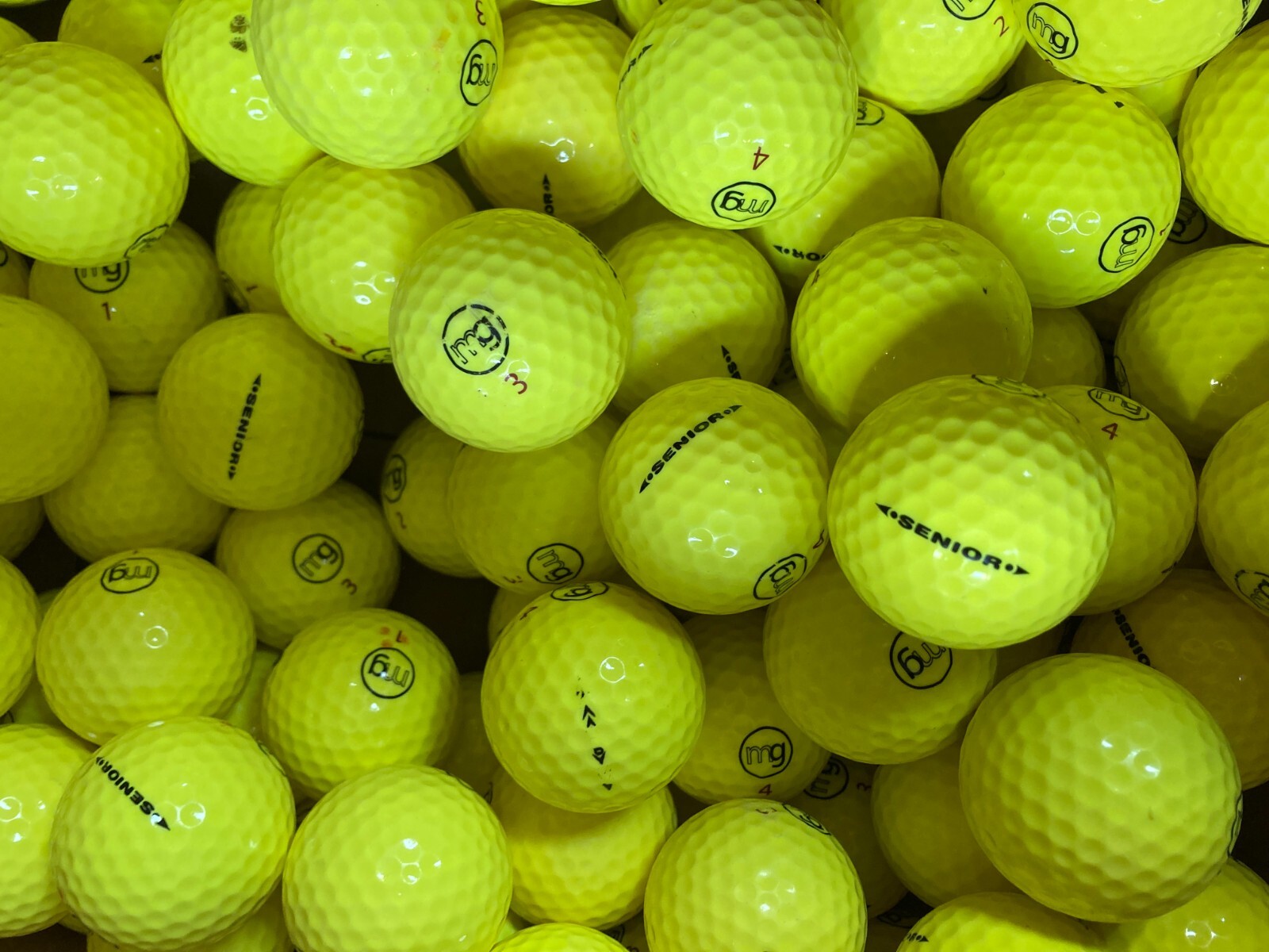 MG SENIOR GOLF BALLS GRADE PEARL\ A LAKE BALLS FREE P&P 24 \ 48 BALLS