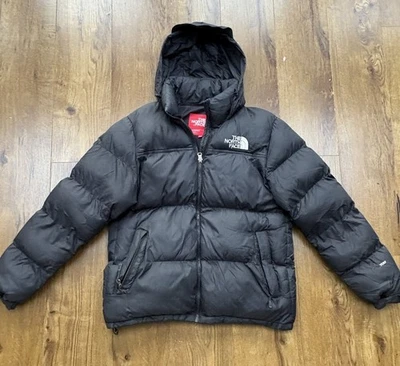 The North Face Puffer Jacket Black Men’s size M 700 Down Nuptse Hooded outdoor