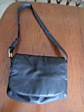 Stone Mountain Leather Black PEBBLED Leather Messenger Crossbody Shoulder Bag