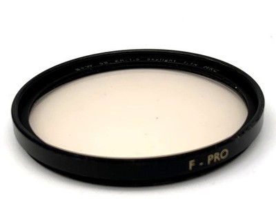 B+W Skylight KR-1,5 Skylight 1,1x MRC F-PRO Filter 58mm Kreisförmig M58
