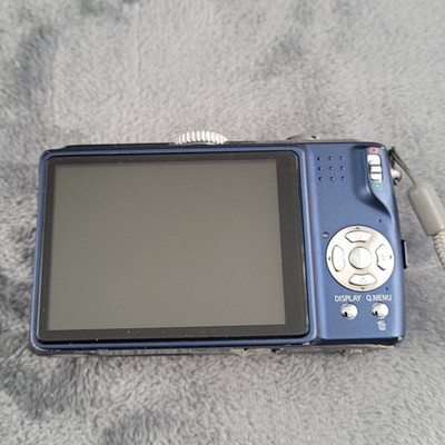 Panasonic DMC-TZ5 Lumix Digital Camera w/Charger and CD DAMAGE