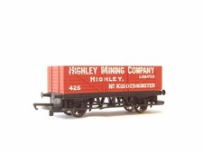 Hornby OO Gauge R1121 Highley Mining Company 7-Plank Open Wagon 425