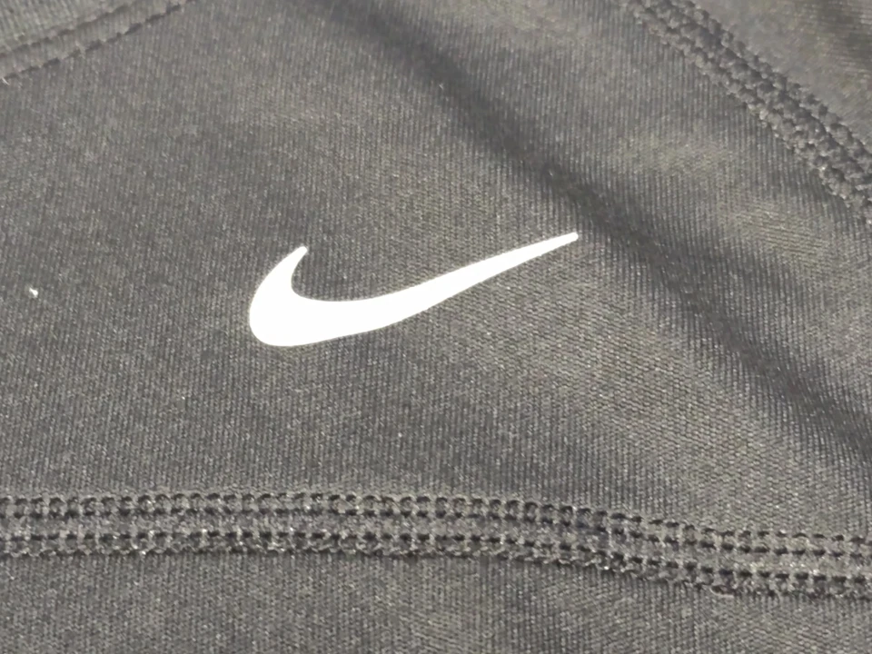 Camisa Dri Fit Nike Miler para correr para mujer - talla pequeña - negra Foto 4 de 4