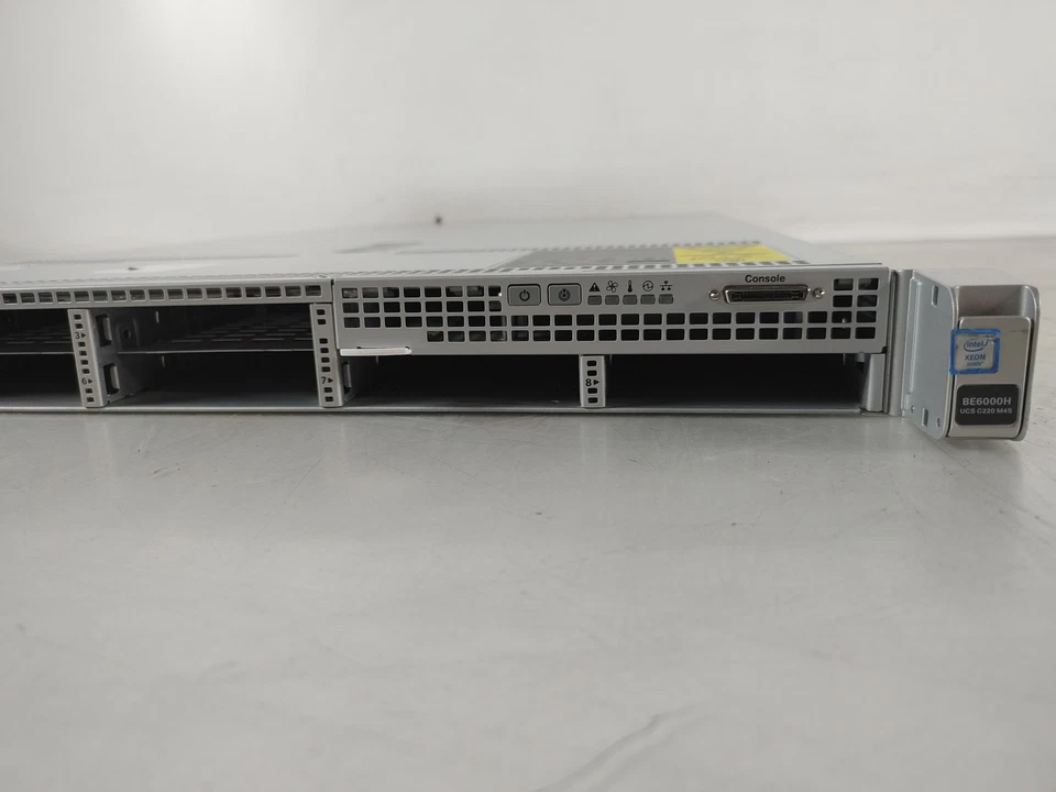 Cisco BE6000 UCS C220 M4S 2.40 GHz Xeon E5-2630 v3 48 GB DDR4 No Drives/No OS - Image 3 of 4