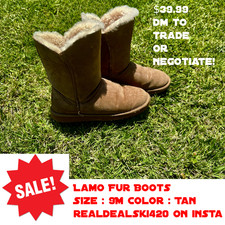 Lamo Fur Boots Size 9 M