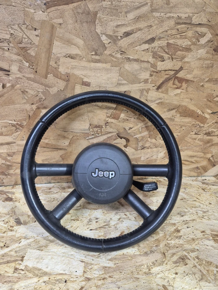 Jeep JK Wrangler OEM Steering Wheel 2007 2008 2009 2010 2011 Complete w/Horn - Image 2 of 4