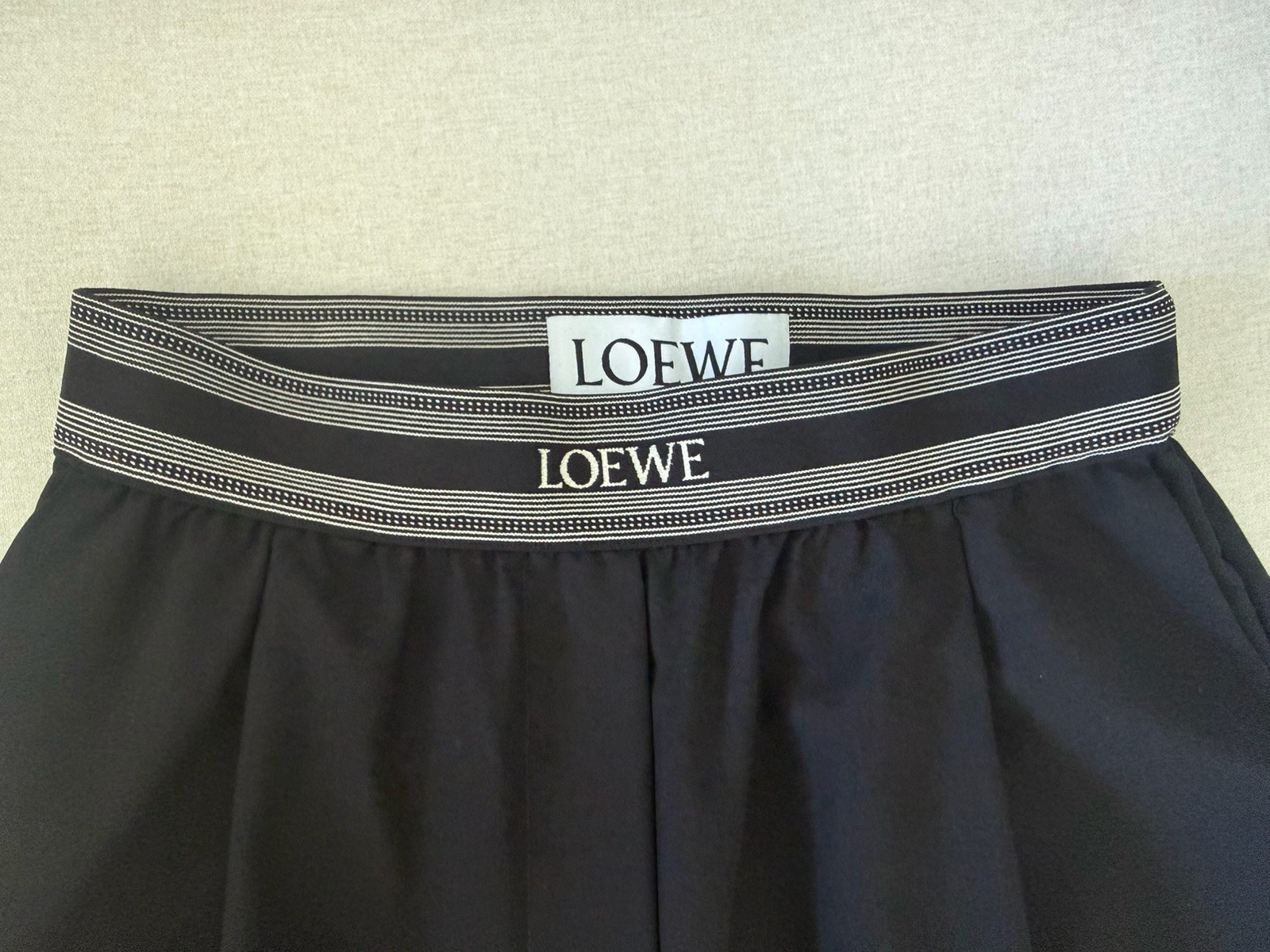 LOEWE Black Wool Logo Stretch Solid Pattern Women… - image 3