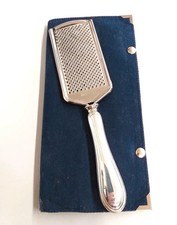 Grattugia in argento stile inglese