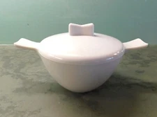 Vintage White Melmac Melamine Covered Sugar Bowl Mid-Century Modern Style USA