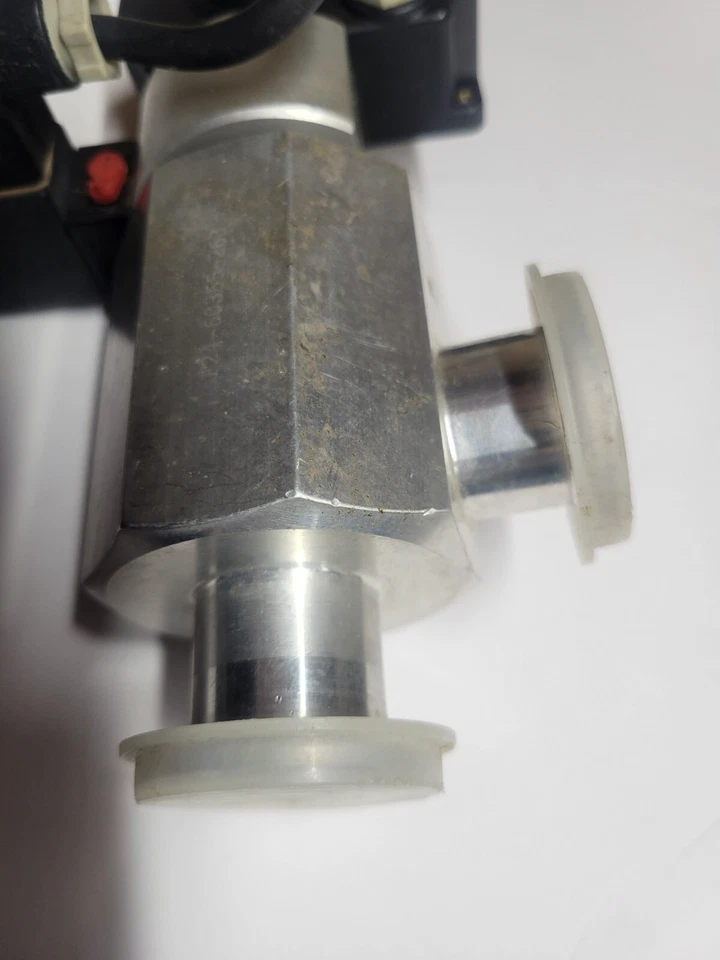 VAT SOLENOID VALVE w/ IMI FAS Fluid Automation System CH-1290 Versoix Solenoid ? - Image 4 of 4