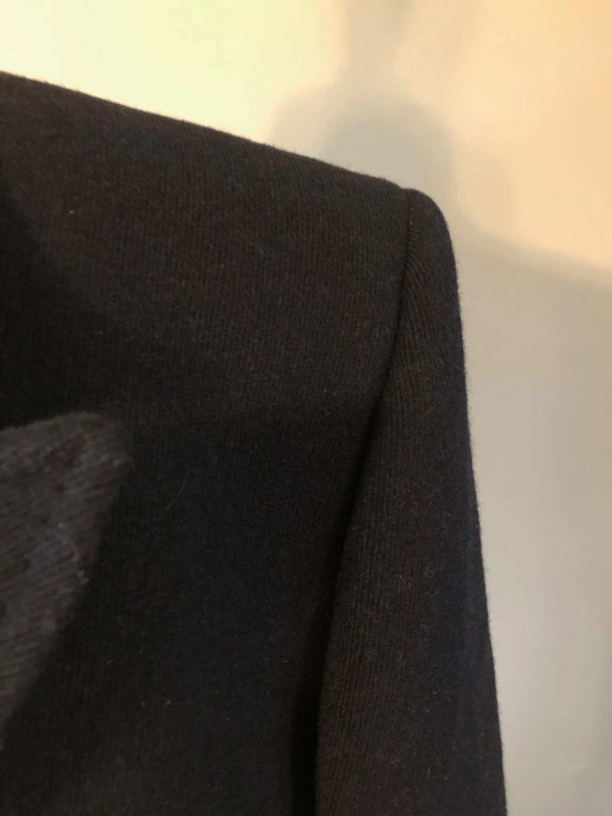 Men's Bloomingdales Navy Wool Double-Breasted Overcoat-Size 40R-Made in England - product detail image 11