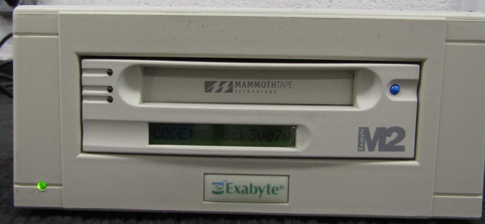 Exabyte 270004-1099 Mamoth2 TT2000 60/150Gb SCSI LVD SE External Tape Drive - Image 2 of 4