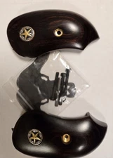 Redwood Extended Bond Arms Derringer Grips Smooth Lone Star Altamont 