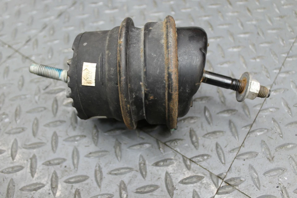 2010-2015 Camaro SS Engine OEM LH AND RH Front Motor Mounts Pair #35 - Image 4 of 4