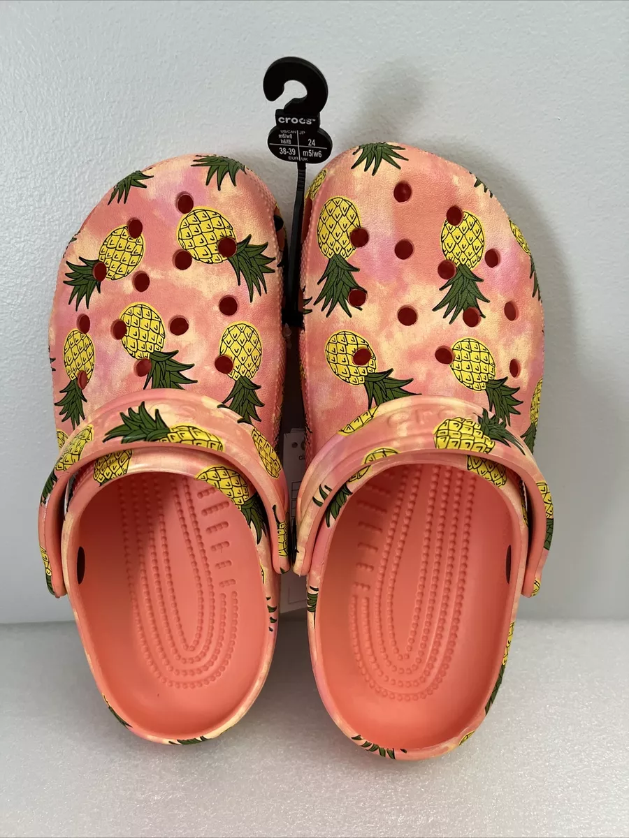 Crocs CLASSIC RETRO RESORT CLOG Pineapple Womens 8 Papaya Multi