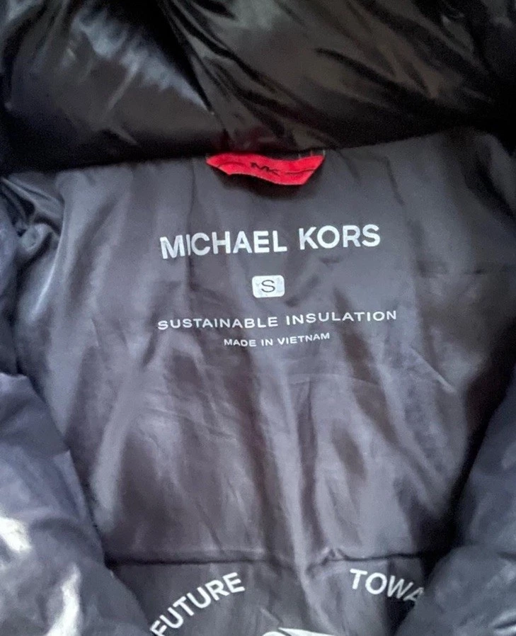 Michael Kors Men’s Hooded Puffer Jacket Black Sustainable Insulation Size Small image 2