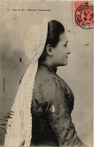 CPA Motorhaube Charentais FOLKLORE (731567)