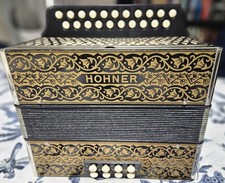 HOHNER Button Accordion Black Gold 8 Bass 21 Treble Keys 29 Buttons