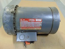 Dayton 1-1/2 HP Electric Motor 3 Phase 5/8 Shaft H56C C Frame