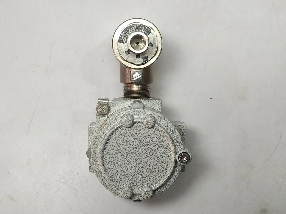 Versa E5SM-3301-23-316-H2-XNW-D024 Solenoid Valve With Cortem 2014 SC-14.1 Junct - Image 2 of 4