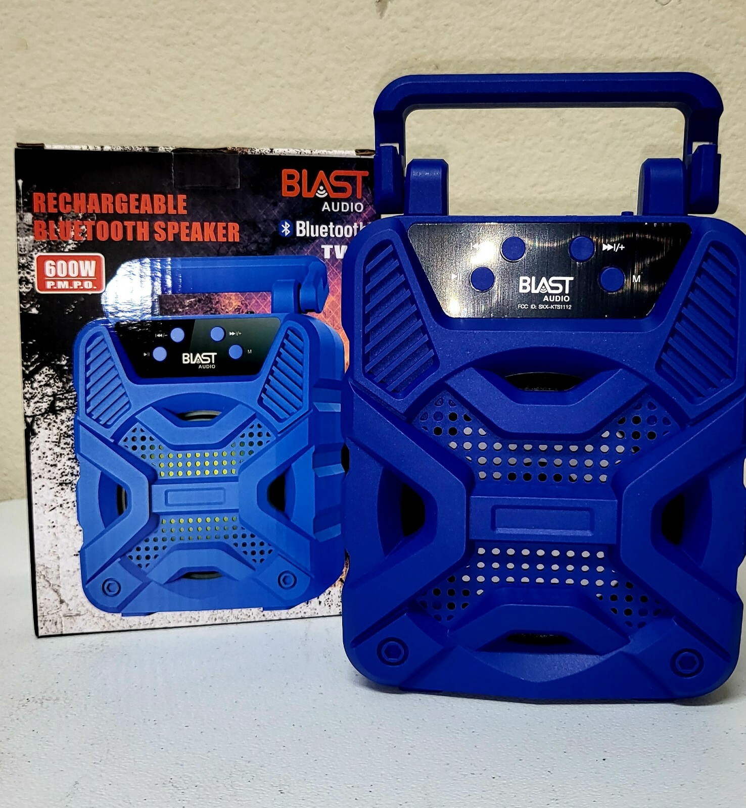 600W Bluetooth Speaker with FM Radio USB AUX TF Rechargeable Portable-image