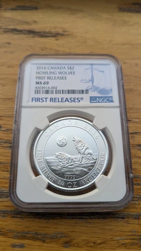 2016 Canada S$2 Howling Wolves First Releases MS69 NGC 3/4 oz