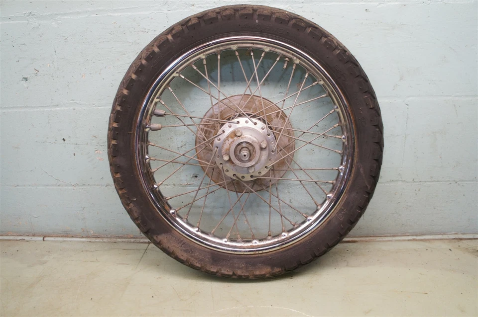 1974 Triumph Trident T150V T150 150 E T T150T 750cc Triple *1997 FRONT WHEEL  - Image 3 of 4
