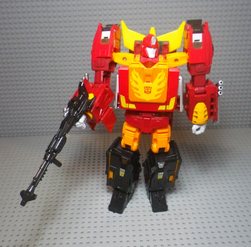 Rodimus Prime Evolution - Transformers Power of the Primes - Hasbro 2017 - Photo 2/4