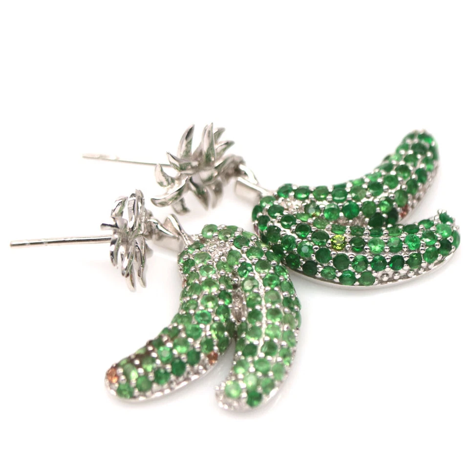 Plata de ley 925 de 1,7 mm. Pendientes granate tsavorita verde  Foto 2 de 4