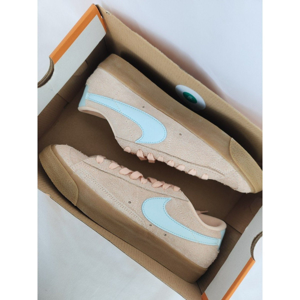 10 WOMEN'S NIKE BLAZER LOW 77 VINTAGE FQ8060-800 CRIMSON 10 WOMEN'S NIKE BLAZER LOW 77 VINTAGE FQ8060-800 CRIMSON