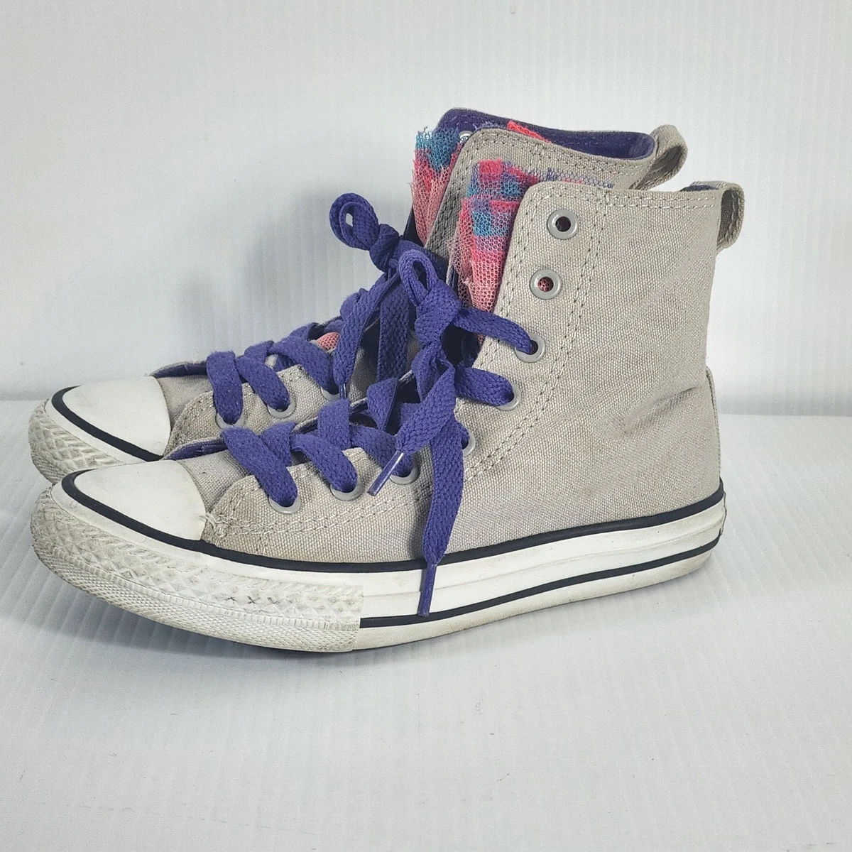 Ruffle on sale converse shoes