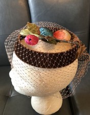 Vtg Women Ring Halo Hat with flowers and netting brown velvet