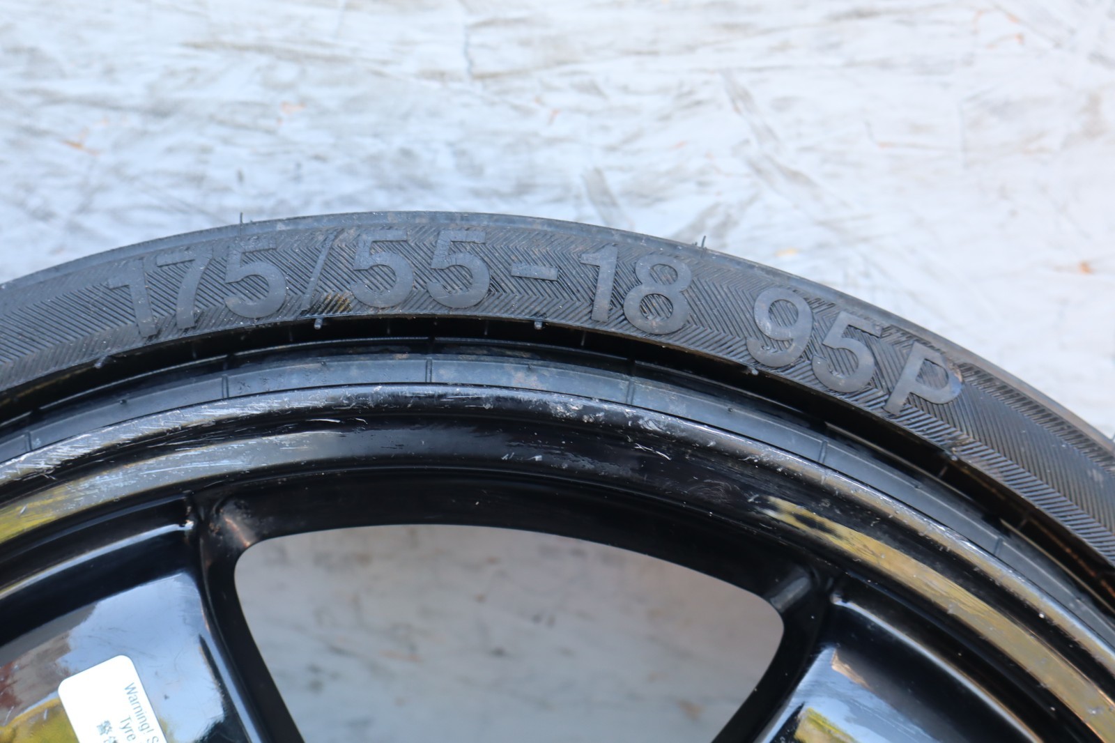 Maserati Ghibli 2014-2017 Spare tire