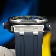 Audemars Piguet Royal Oak Offshore Diver Blue/Yellow 42mm 15710ST.OO.A027CA.01 11