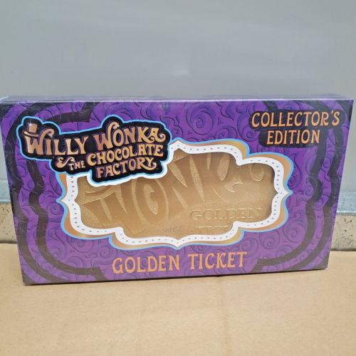 WILLY WONKA & THE CHOCOLATE FACTORY COLLECTOR'S EDITON GOLDEN TICKET REPLICA - Picture 1 of 4