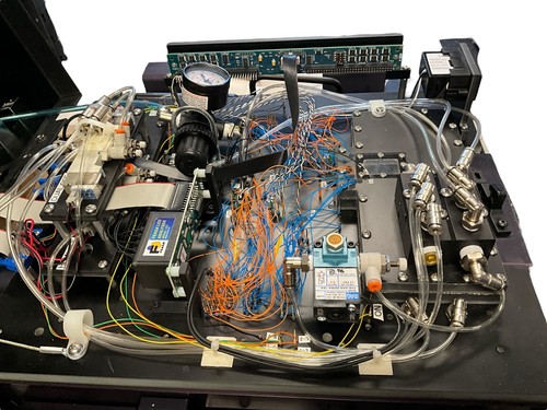 Rematek Quantum PCB Test Fixture 4532525-PA07895BBB PCB Rev.B Powered by iTest - Afbeelding 14 van 14