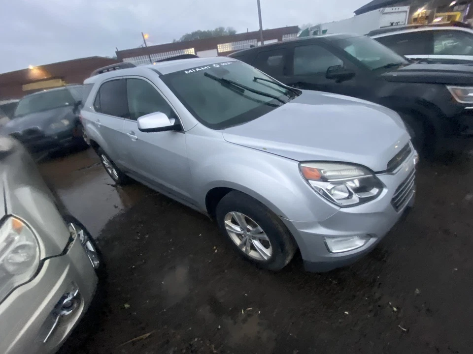 Conjunto de bomba y motor ABS usado se adapta a: montaje Chevrolet Equinox 2016 grado A Foto 3 de 4