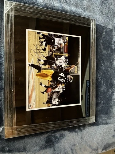 Pittsburgh Steelers Autographed Original Framed Photo Authenticated 18x22