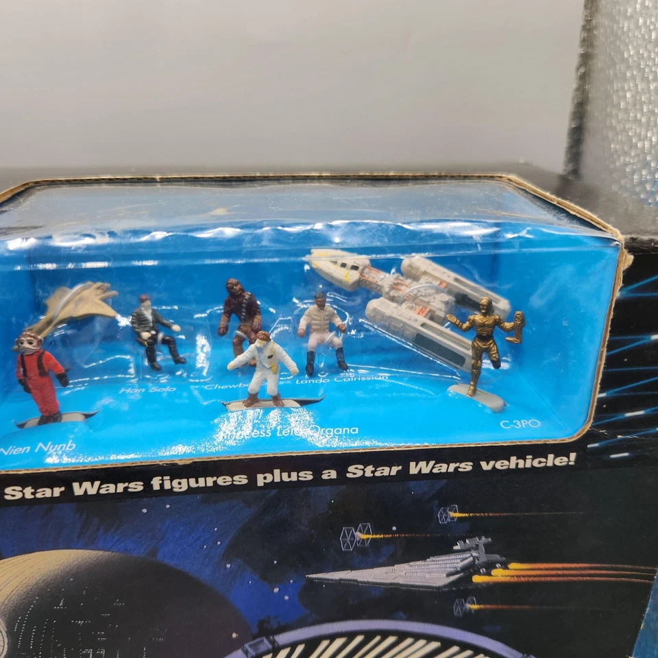 Vintage Micro Machines Star Wars Millennium Falcon Playset Figures Galoob 1990s - Image 2 of 4