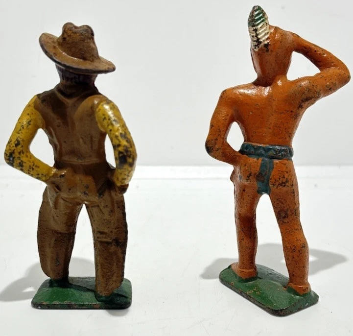 Barclays vintage cowboy and indian figures - Image 2 of 2