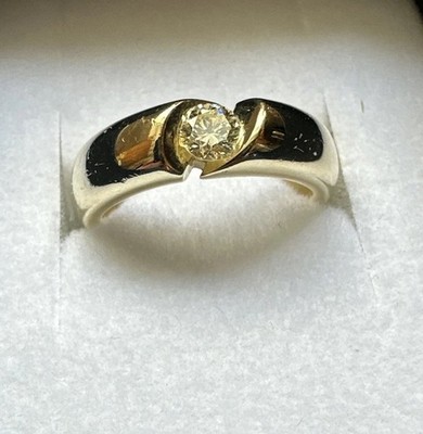 Ring Gg 585, Brilliant 0,3 Karat,VS, Top Chrystal, Gr.53, EBay Echtheitsprüfung!