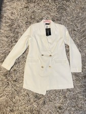 PrettyLittleThing White Lapel Double-Breasted Blazer Size 10, runs big like a 12