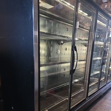 16 GLASS DOOR COOLER