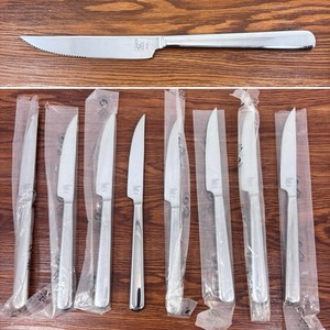 Ensemble de 8 NEW Henckels Zwilling Premium Steak Couteaux - Nouveau !