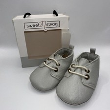 NIB Sweet N Swag Vegan Leather Size 2 Moxford Gender Neutral Dove Gray Baby Shoe